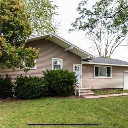 Amazing Ranch Mins Away From Airprt/Rit/Dwtn/Uofr Apartment Rochester Exterior photo