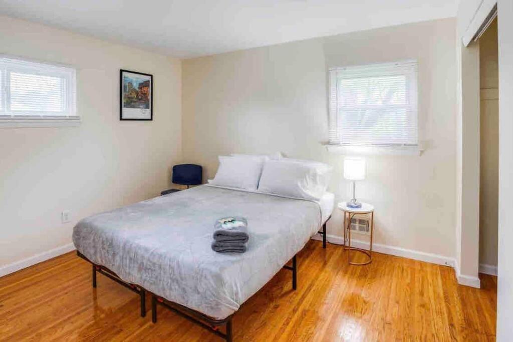 Amazing Ranch Mins Away From Airprt/Rit/Dwtn/Uofr Apartment Rochester Exterior photo